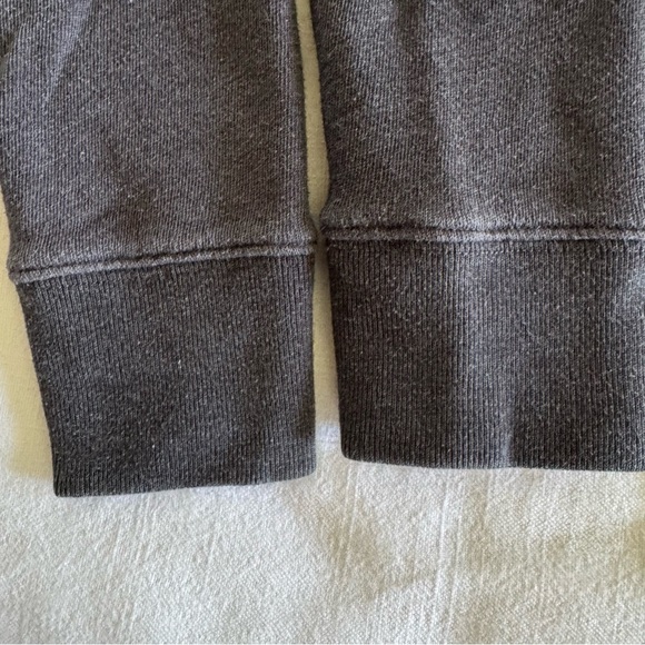 Victoria’s Secret LOVE PINK, Grey Sweatshirt - Picture 5 of 6